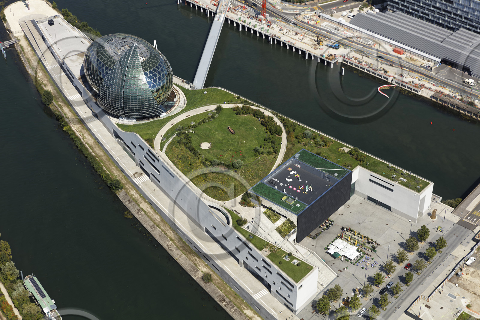 Le département des Hauts-de-Seine (Région Ile-de-France) en vues aériennes obliques