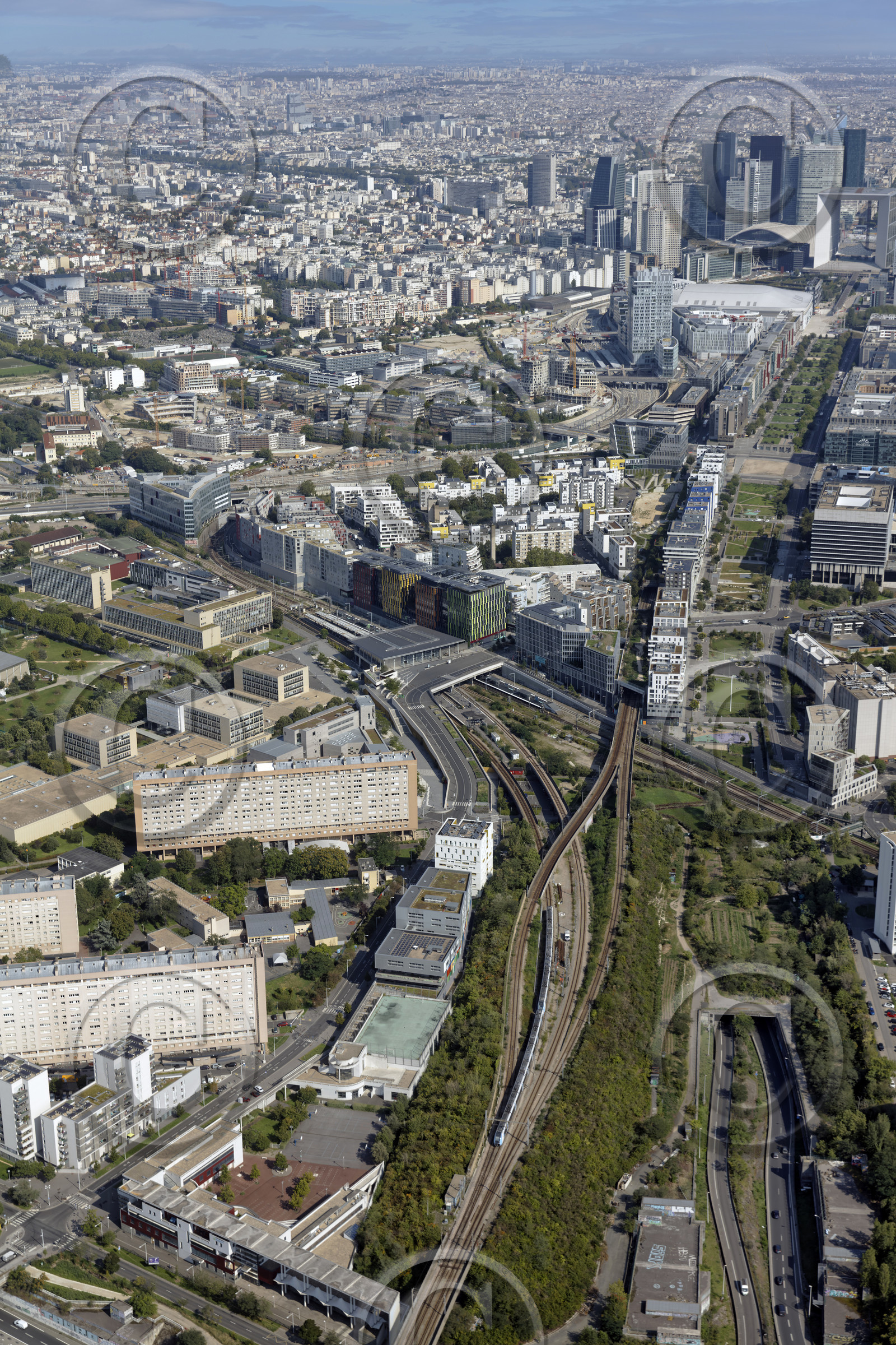Le département des Hauts-de-Seine (Région Ile-de-France) en vues aériennes obliques