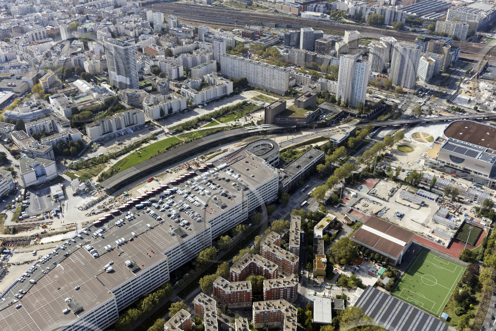 Paris (Région Ile-de-France) en vues aériennes obliques