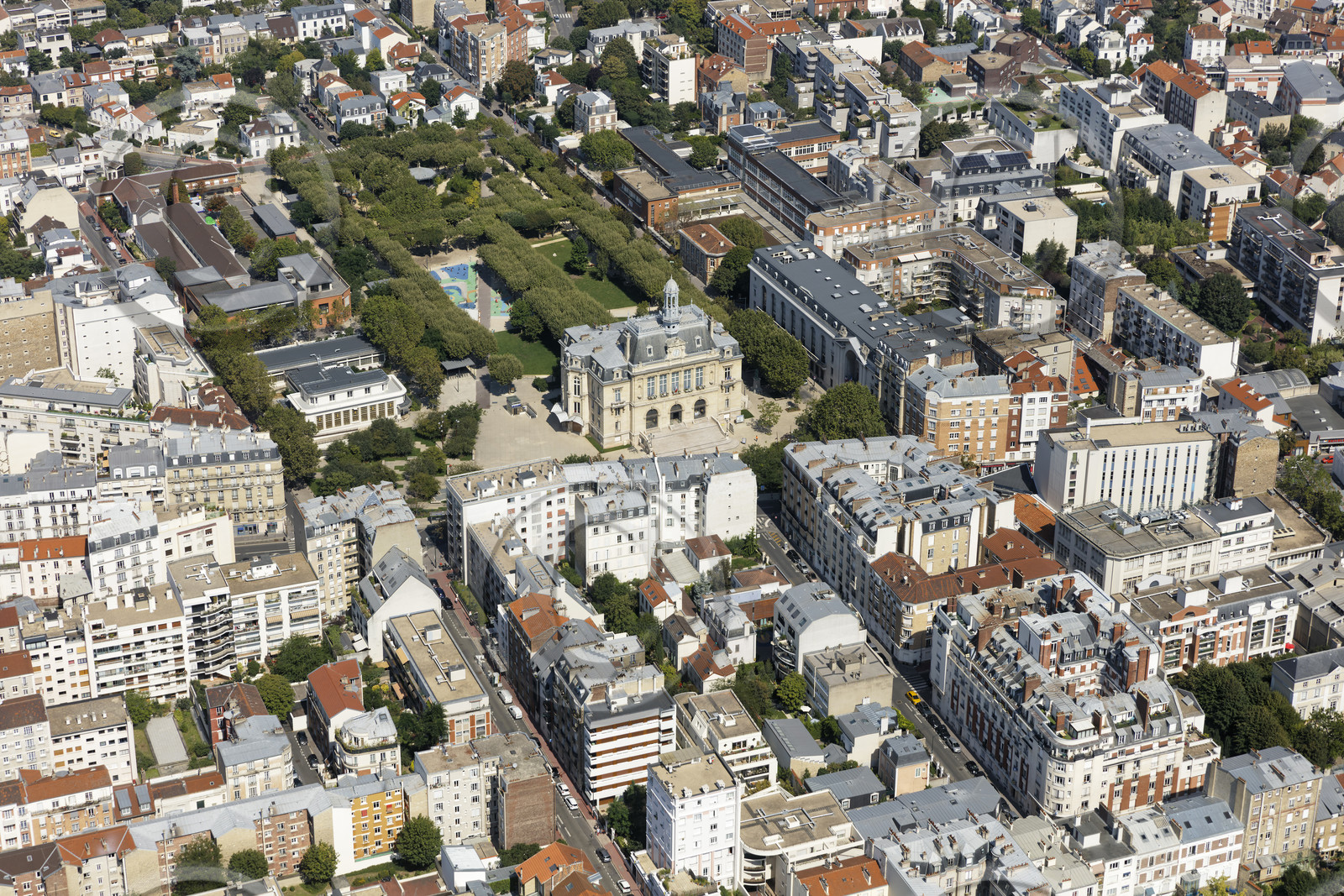Le département des Hauts-de-Seine (Région Ile-de-France) en vues aériennes obliques