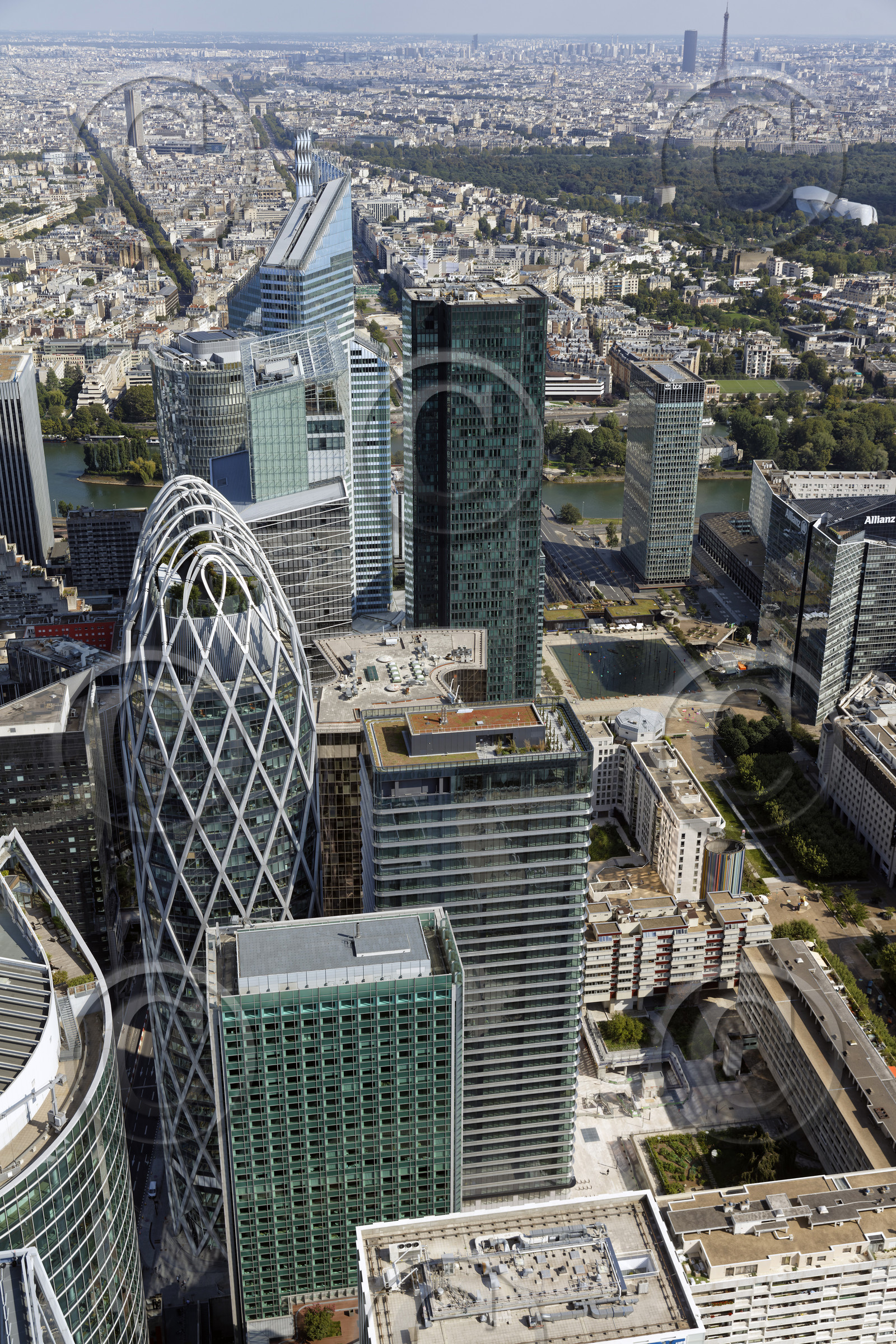 Le département des Hauts-de-Seine (Région Ile-de-France) en vues aériennes obliques
