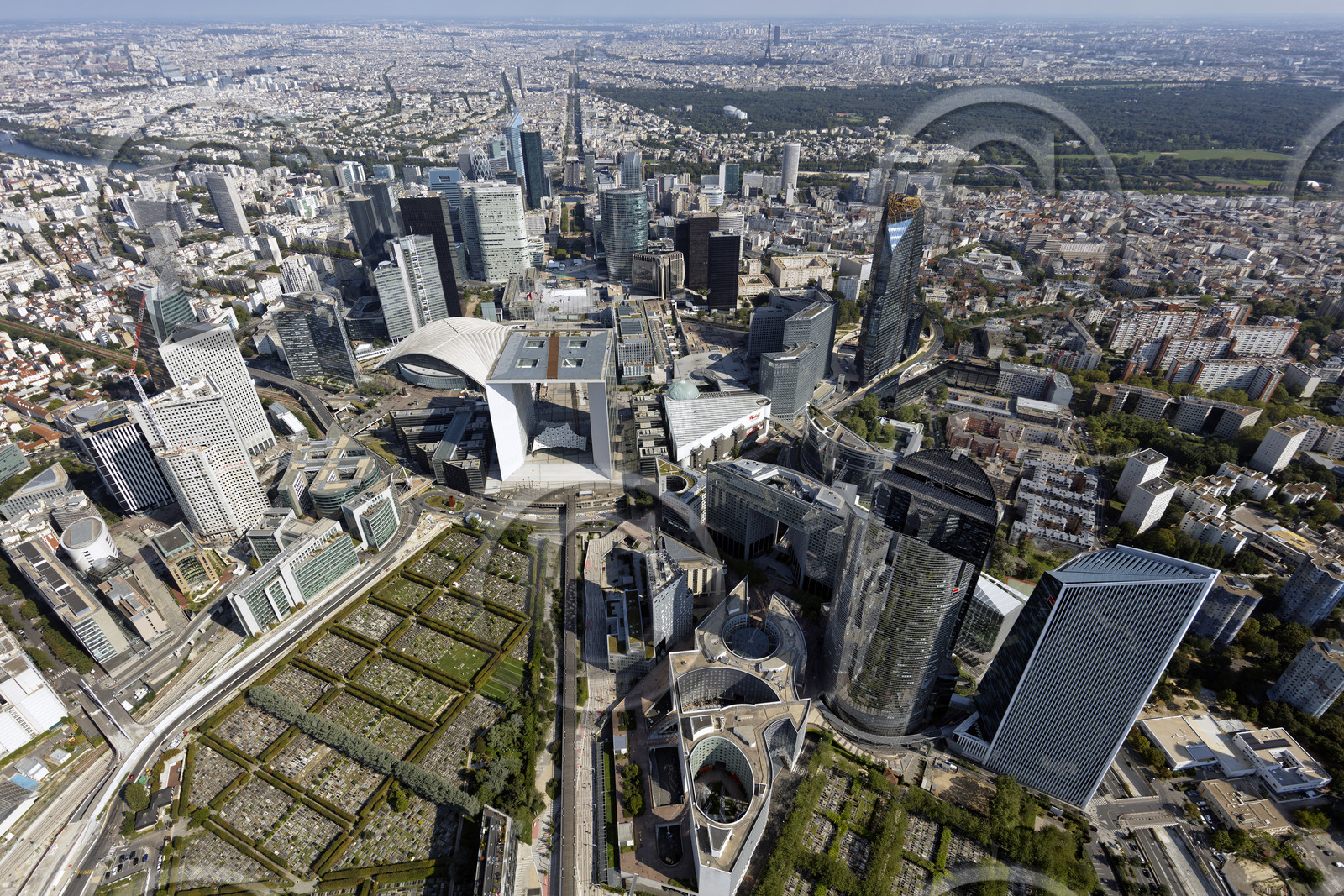 Le département des Hauts-de-Seine (Région Ile-de-France) en vues aériennes obliques